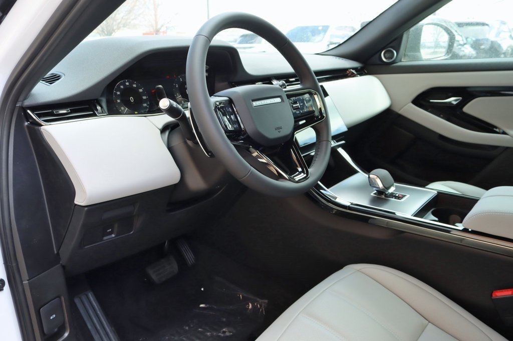 2026 LAND ROVER RANGE ROVER EVOQUE - Image 12