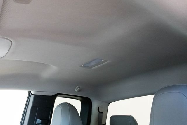 Used 2022 White Chevrolet Work Truck image 15