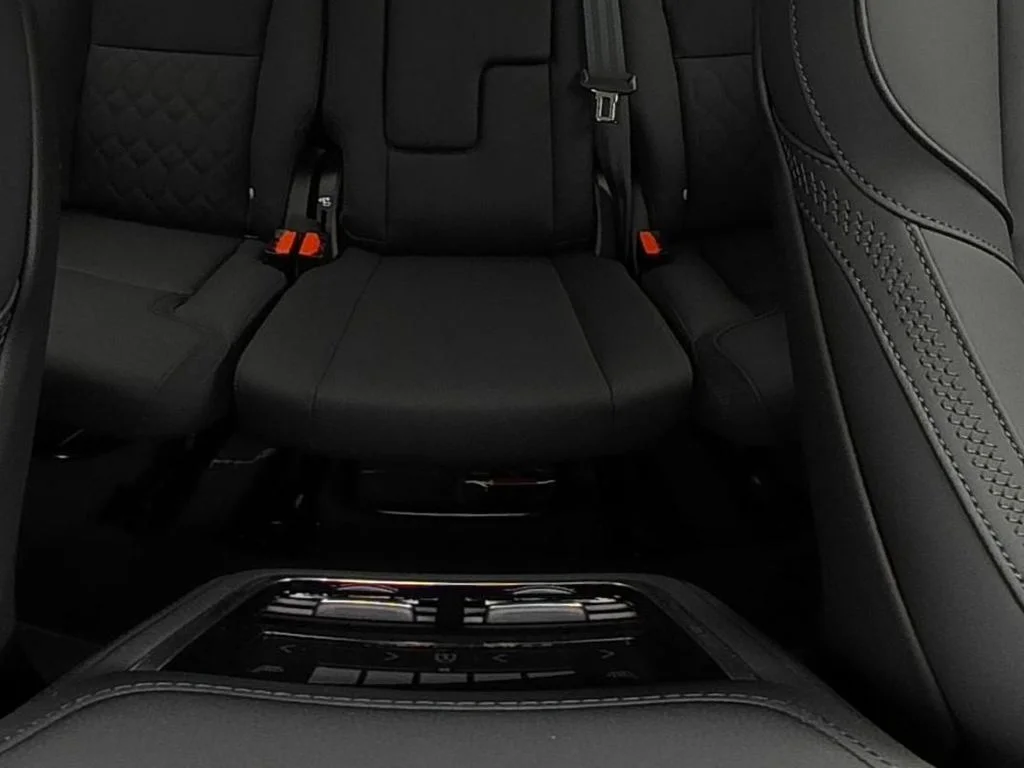 New 2026 Vapour Grey Volvo Core image 34