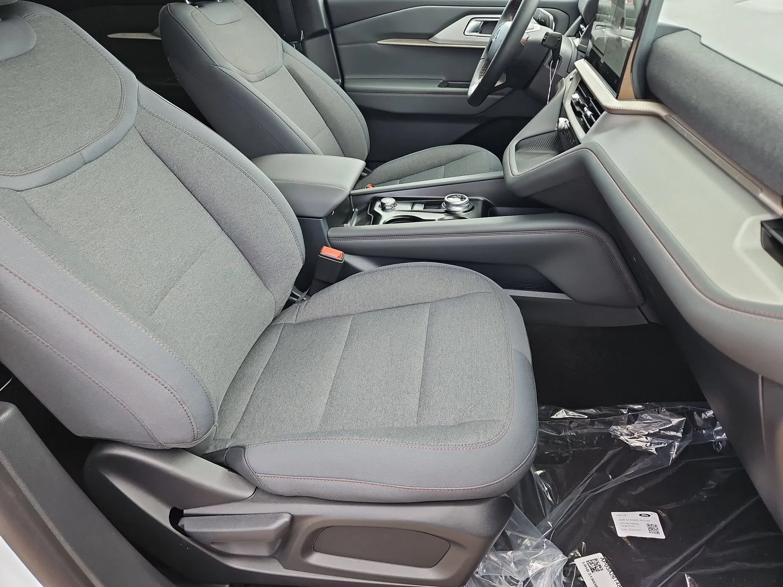 New 2026 Space White Metallic Ford Active image 25