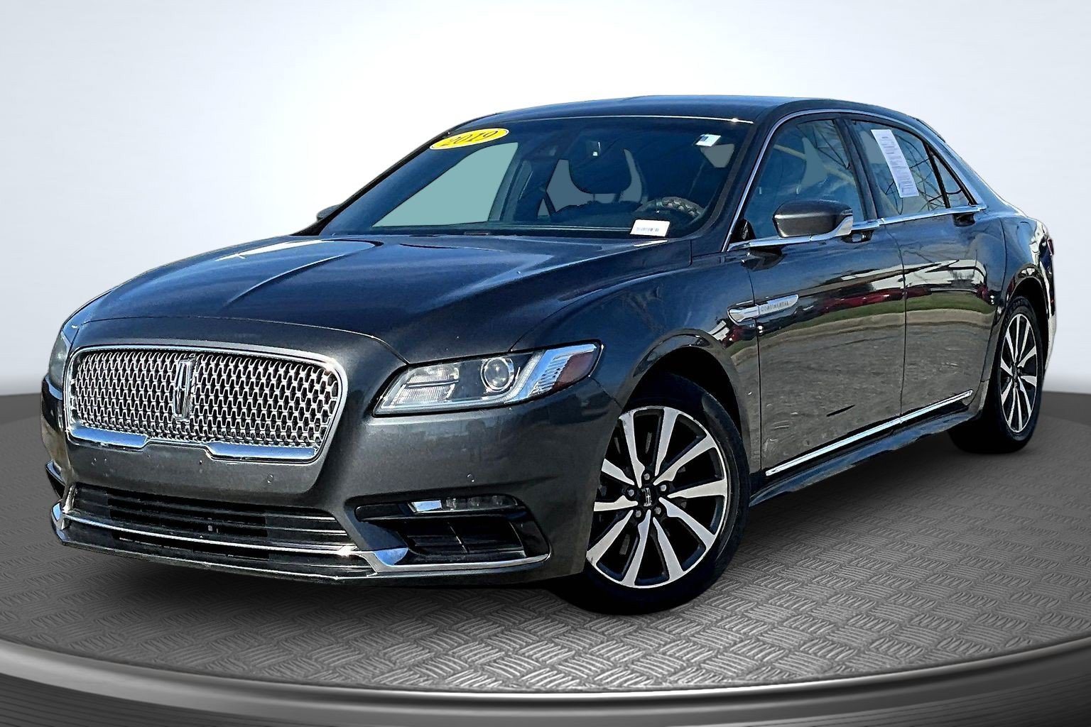 2019 Lincoln Continental Base