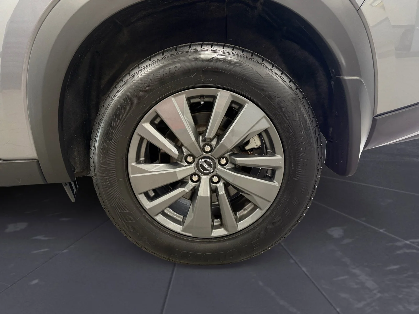 Used 2023 Gun Metallic Nissan SV image 43