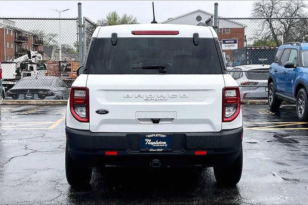 Used 2022 White Ford Big Bend image 3