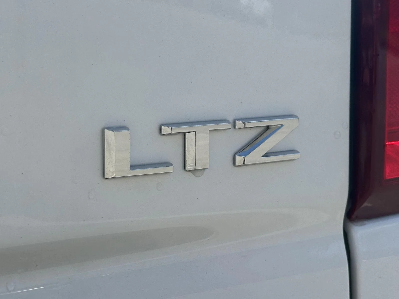 2026 Chevrolet Silverado 1500 LTZ - Photo 14