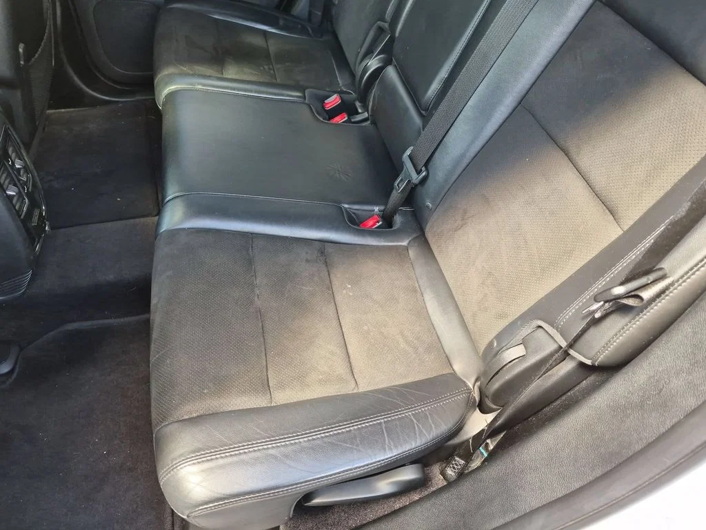 Used 2018 White Jeep Altitude image 24