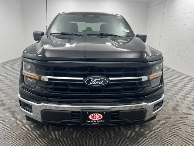 Used 2025 Black Ford XLT image 3