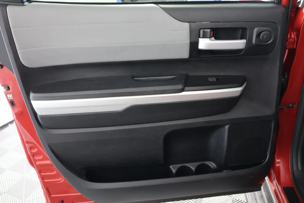 Used 2017 Barcelona Red Metallic Toyota Limited image 25