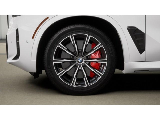 New 2026 Alpine White BMW M60i image 7