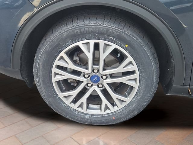 Used 2022 Blue Metallic Ford SEL image 28