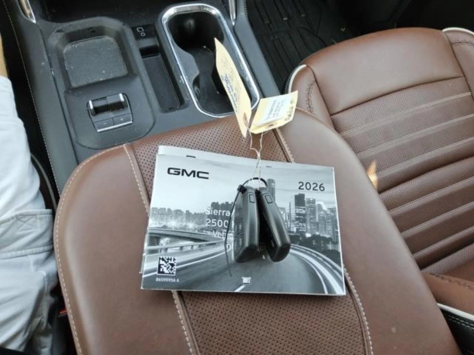 Used 2026 Onyx Black GMC Denali Ultimate image 15