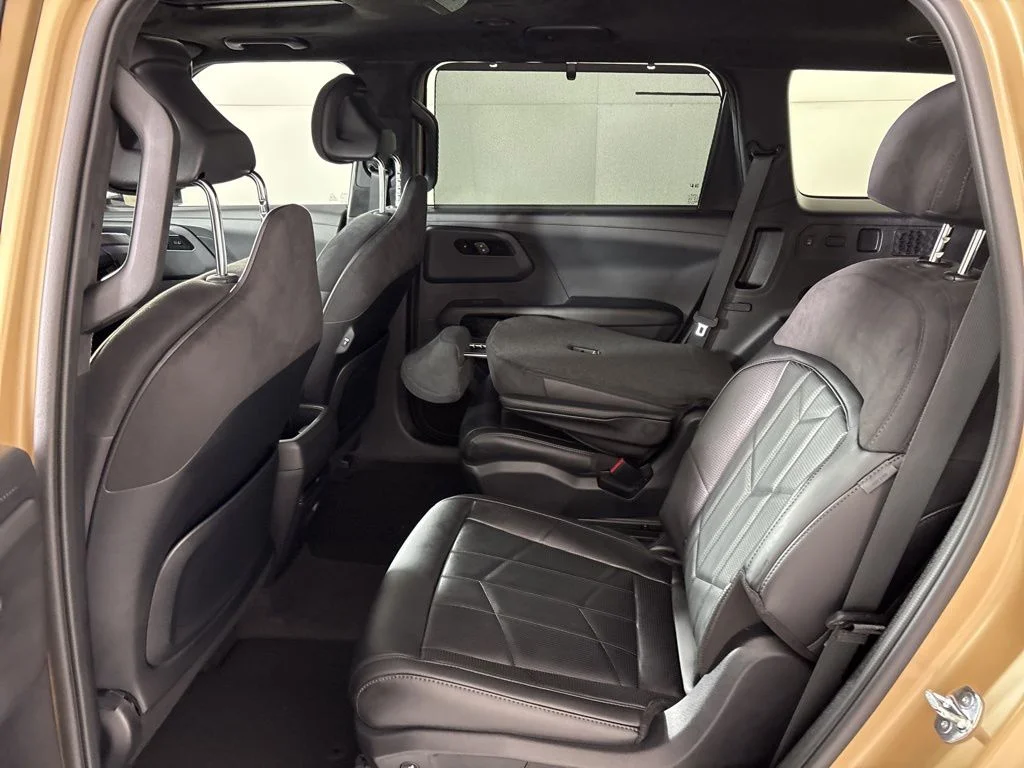 New 2027 Terrain Brown Matte Kia X-Line SX Prestige image 28