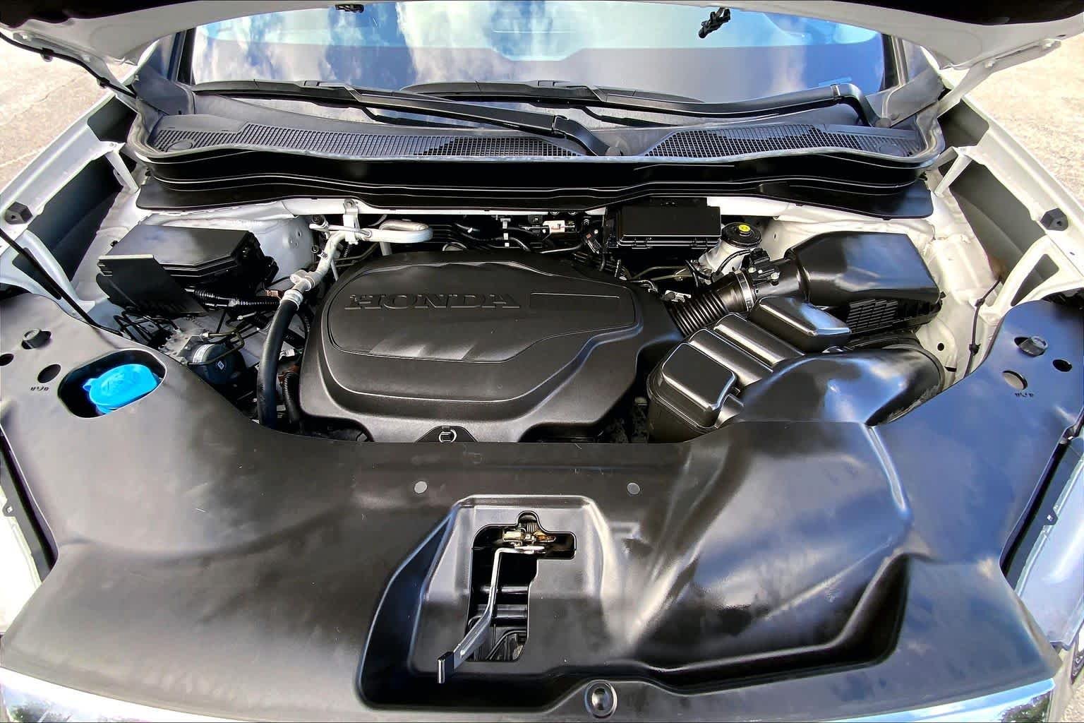 Used 2023 Platinum White Pearl Honda RTL-E image 32