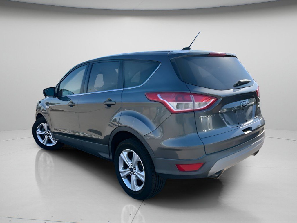 Used 2015 Magnetic Ford SE image 11
