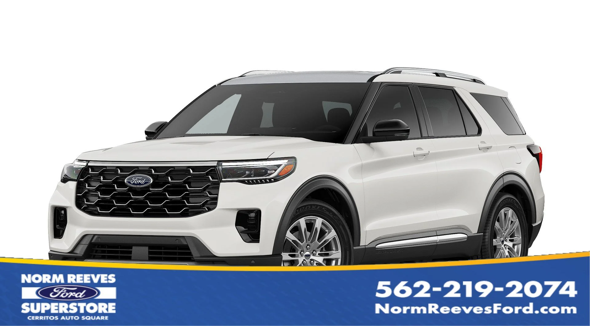 New 2026 Star White Metallic Tri-Coat Ford Platinum™ image 1