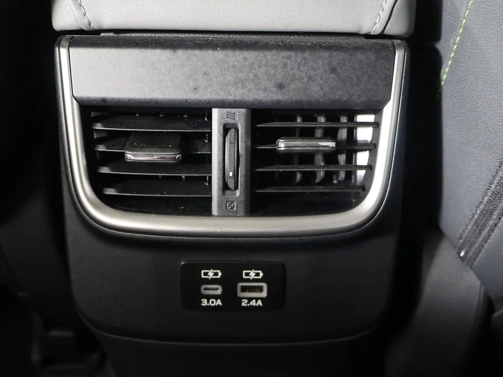 Used 2025 Black Subaru Onyx Edition image 51