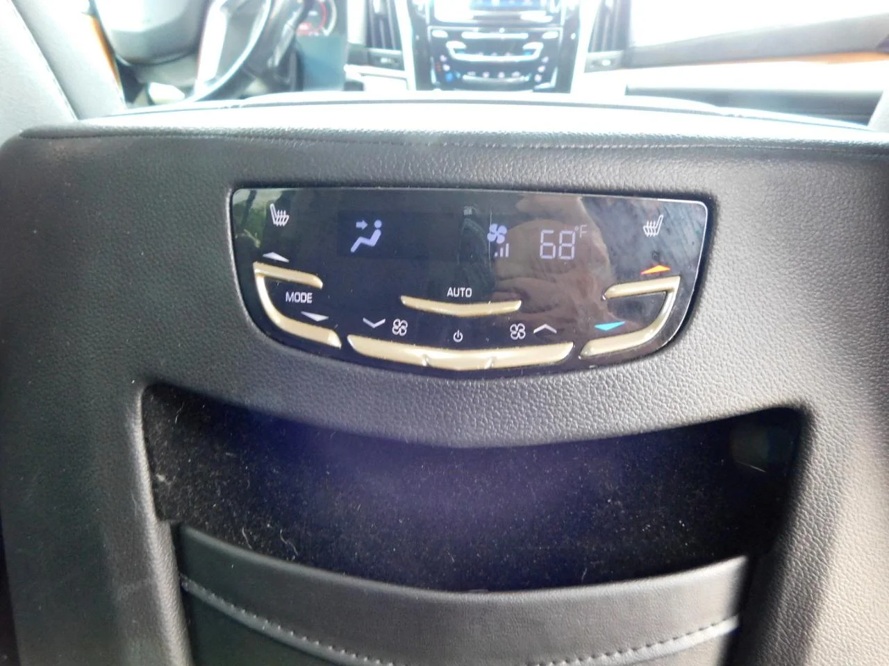 Used 2018 Black Cadillac 2WD 4dr Luxury image 14