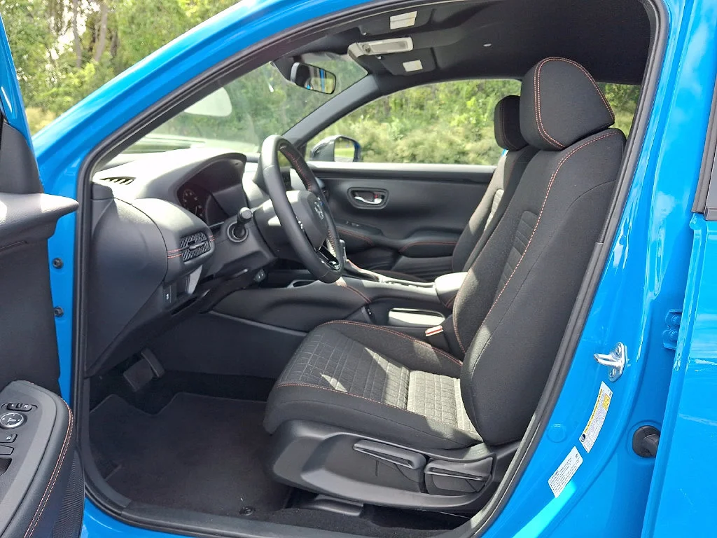 2026 Honda HR-V Sport - Photo 13