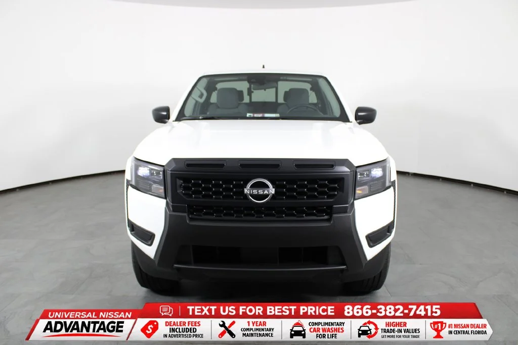 New 2027 Glacier White Nissan King Cab® S image 11