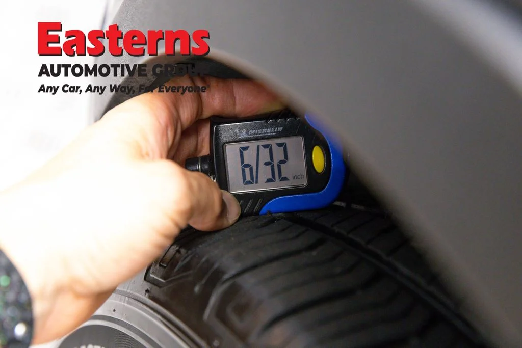 Used 2019 Black Volvo Momentum image 26