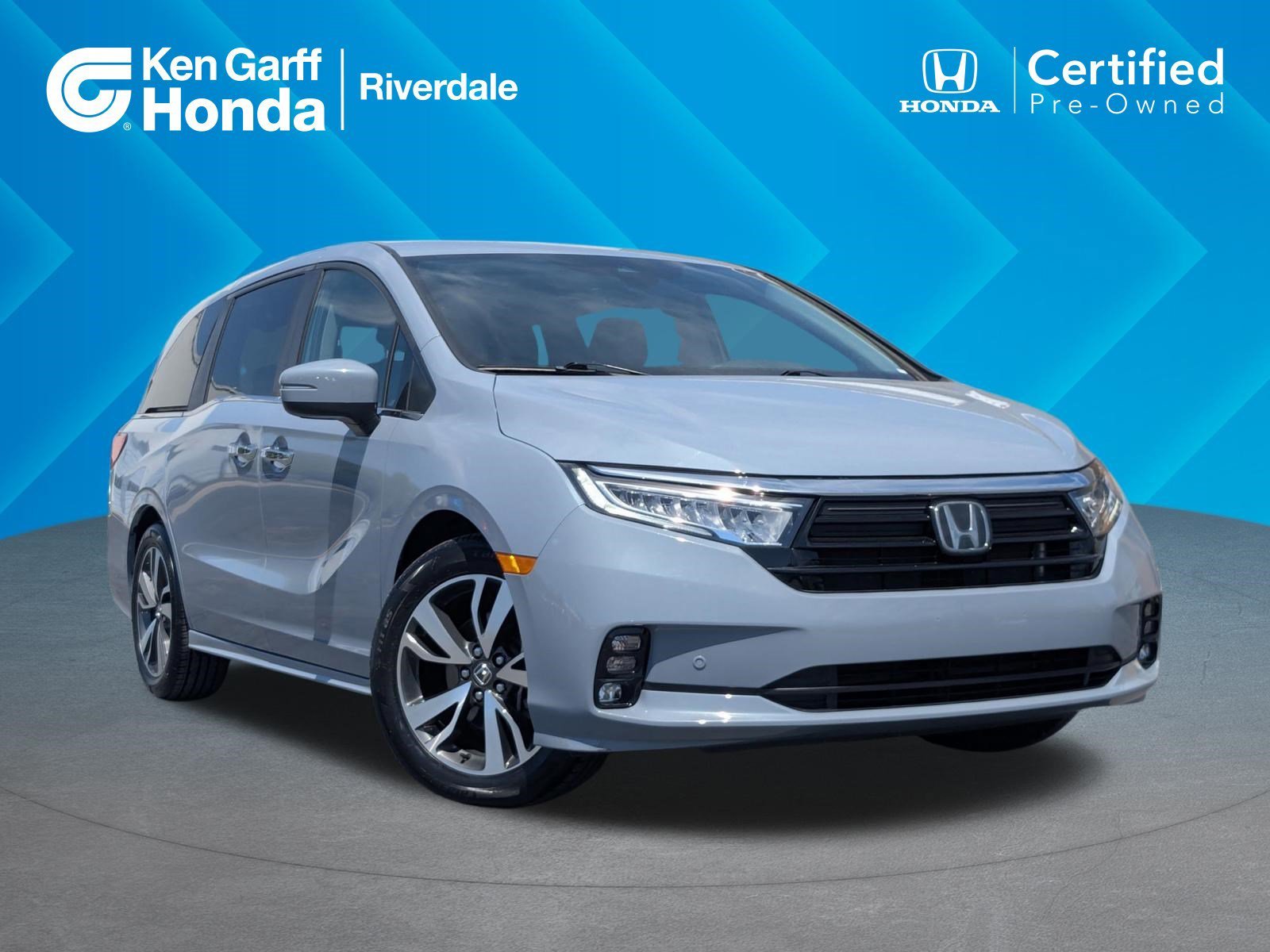 2023 Honda Odyssey Touring's photo