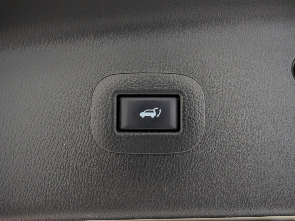 Used 2024 Anthracite Gray INFINITI LUXE image 23