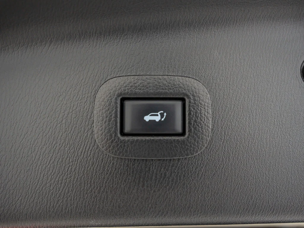 Used 2024 Anthracite Gray INFINITI LUXE image 23