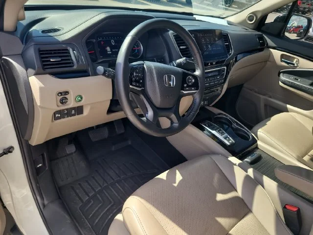 Certified Used 2019 White Honda Elite image 21