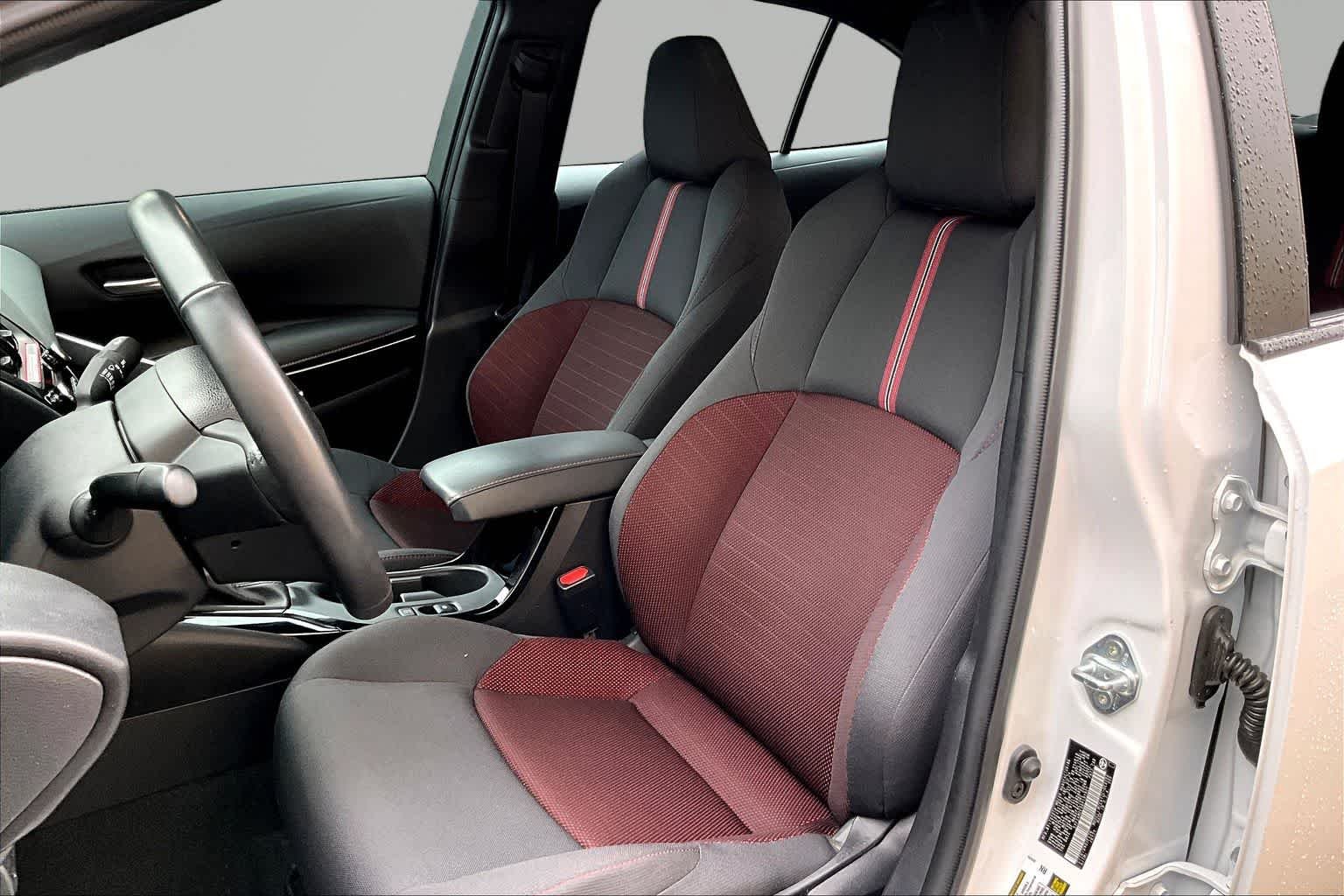 Used 2024 Ice Cap Toyota SE image 8