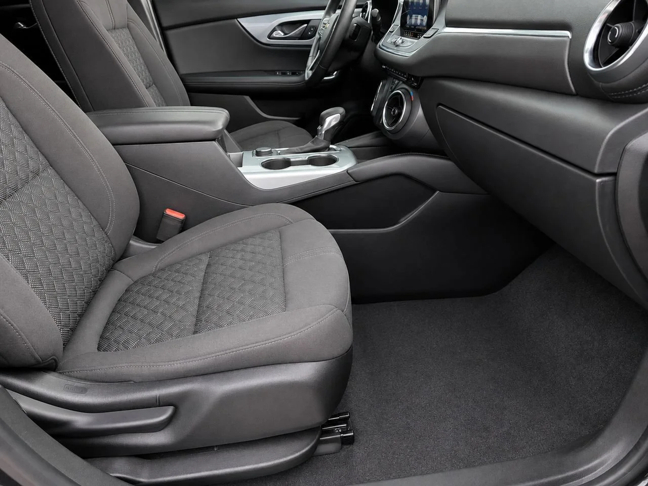Used 2022 Iron Gray Chevrolet LT w/2LT image 36