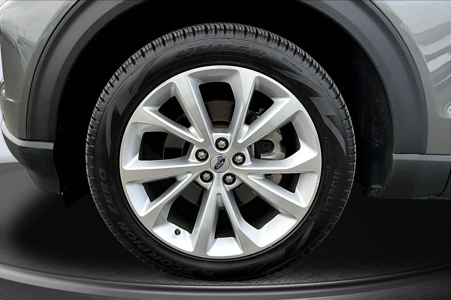 Used 2024 Gray Ford Platinum image 30