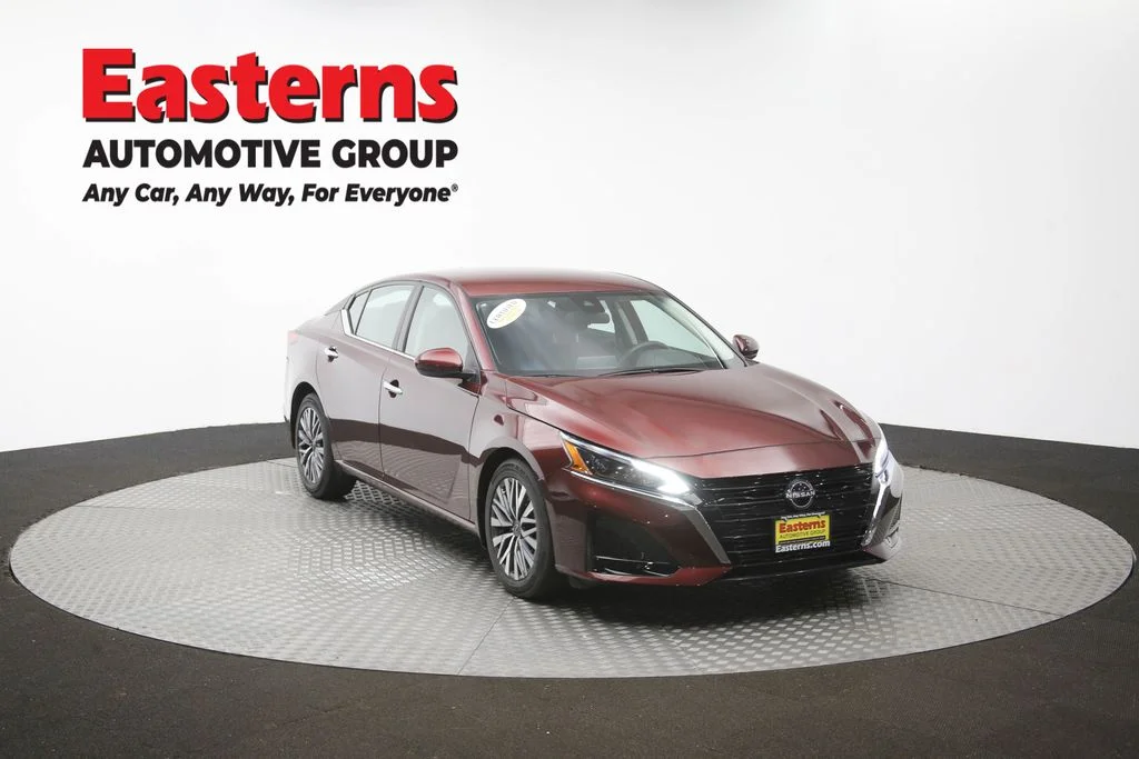Used 2023 Red Nissan 2.5 SV image 50