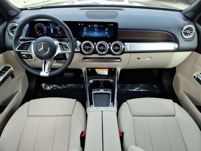 New 2026 Black Mercedes-Benz GLB 250 image 4