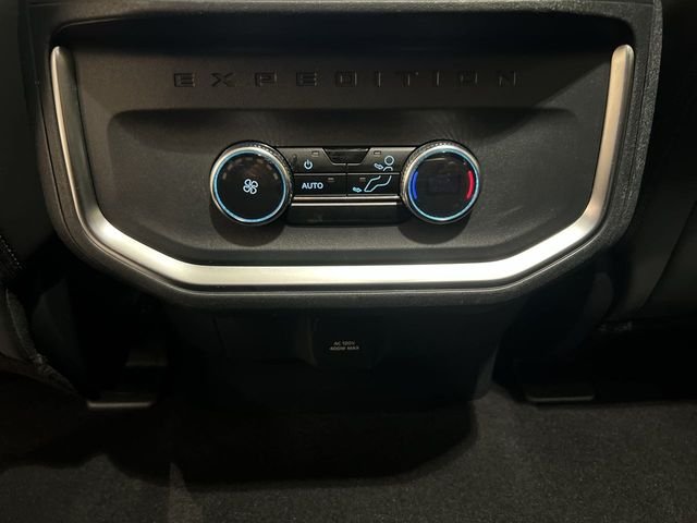 Used 2025 White Ford Active image 21
