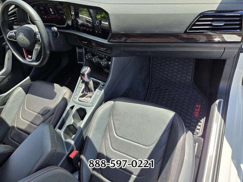 2024 Volkswagen Jetta GLI Autobahn - Photo 19