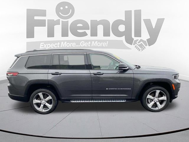 Used 2025 Gray Jeep Limited image 4