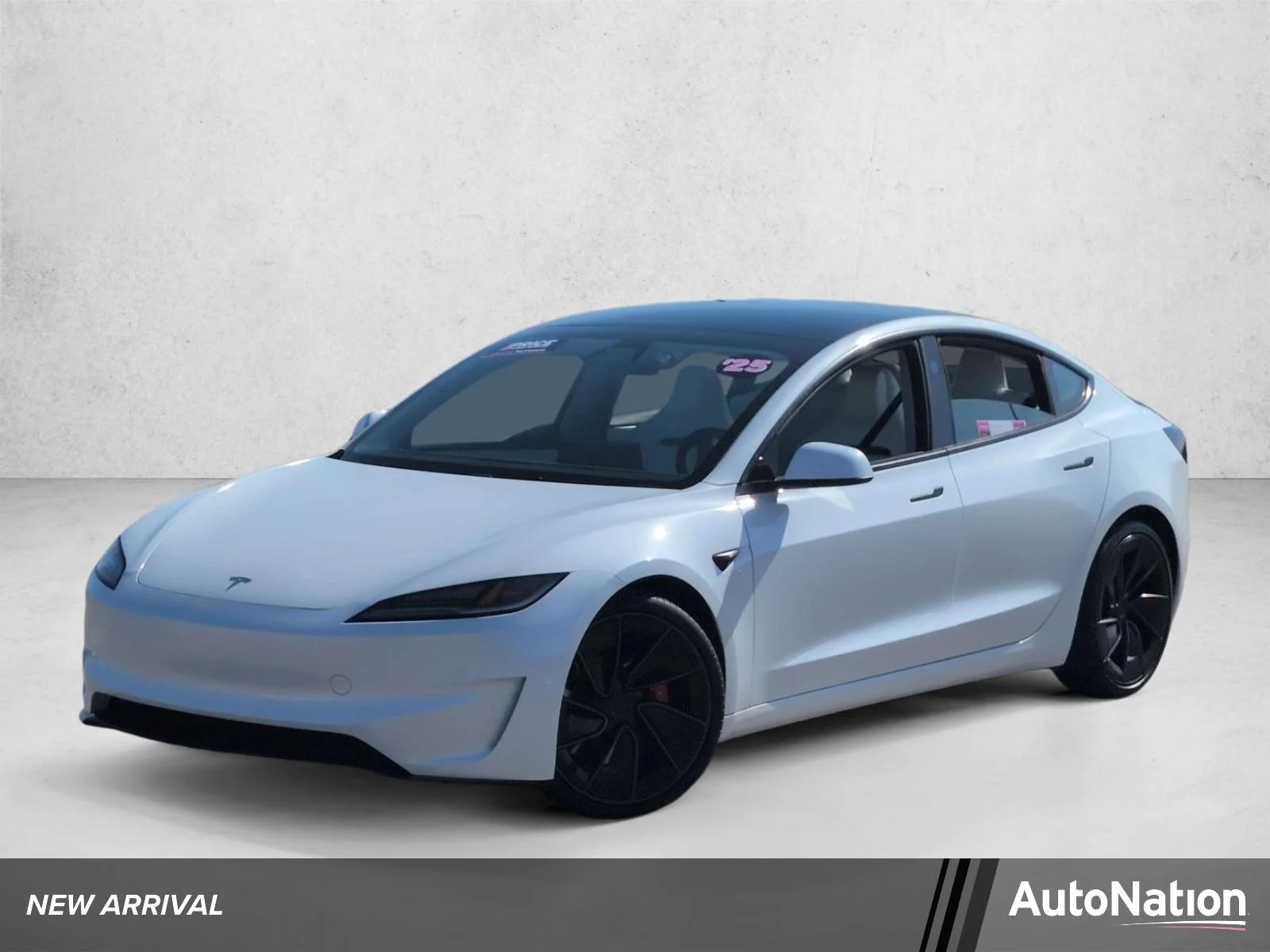 2025 Tesla Model 3 Performance's photo