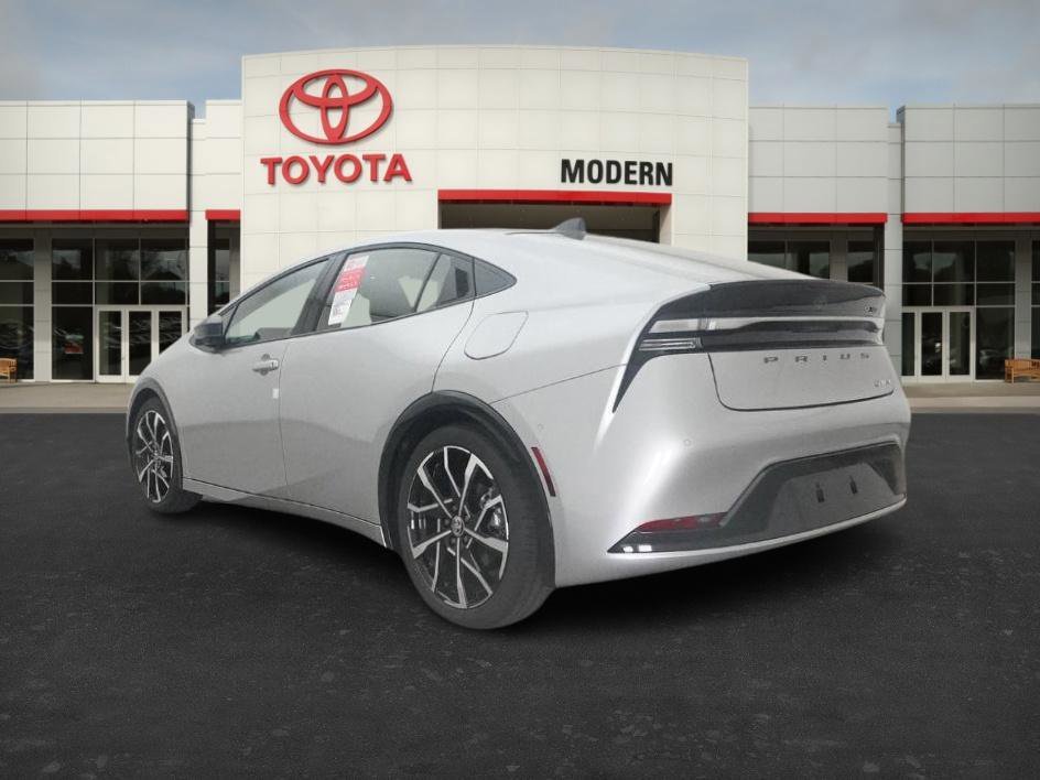 New 2026 Cutting Edge Toyota XSE Premium image 14