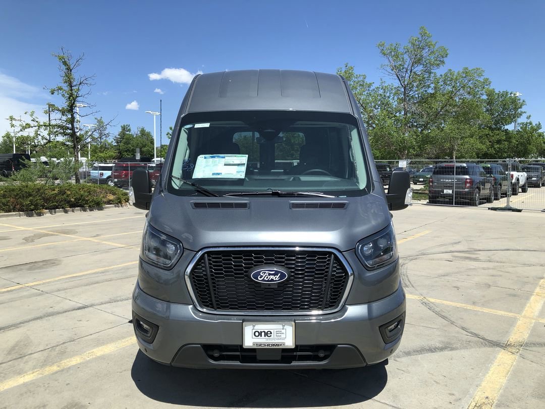 New 2026 Carbonized Gray Metallic Ford  image 28