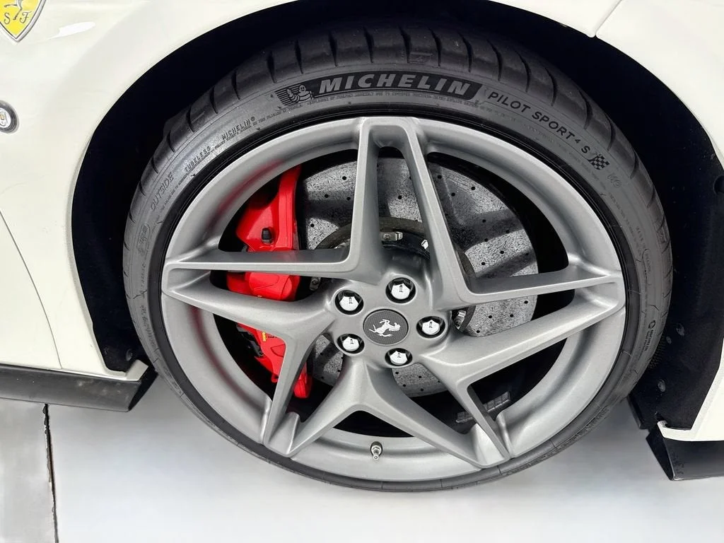 Used 2021 Bianco Italia Ferrari  image 35