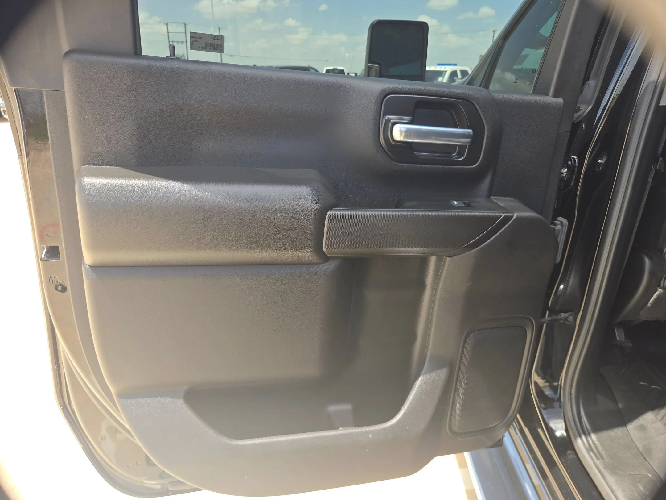 Used 2025 Black Chevrolet Custom image 13