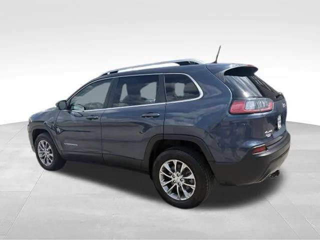 Used 2021 Blue Jeep Latitude Lux image 5