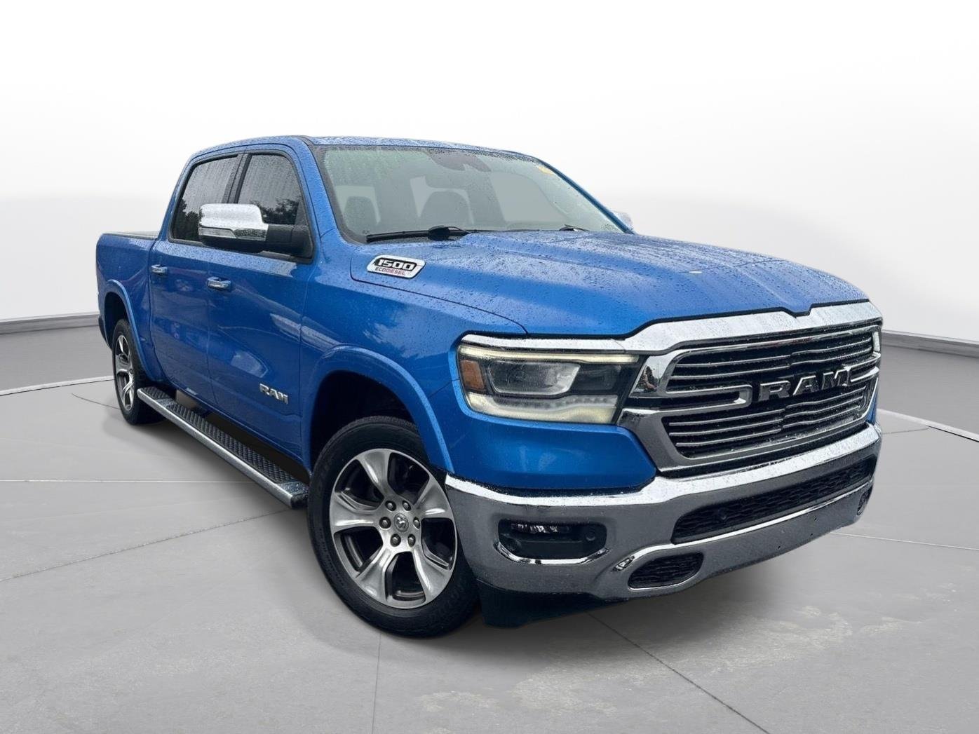 Used 2022 Hydro Blue Pearlcoat Ram Laramie image 4
