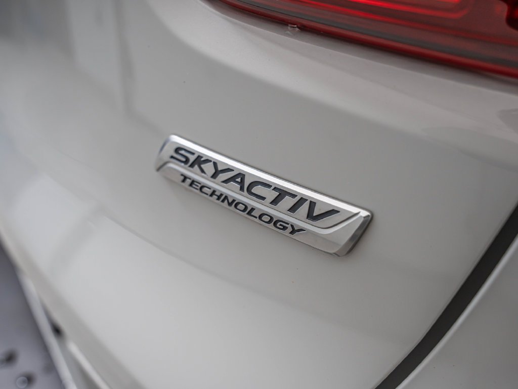 Used 2019 Ceramic Metallic Mazda Touring image 19
