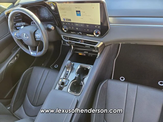 2024 Lexus RX Hybrid 500h - Photo 19