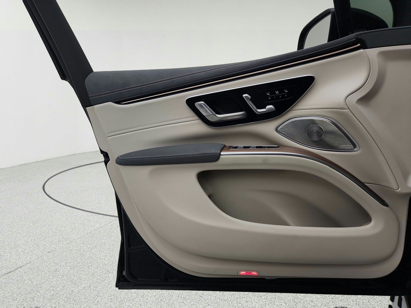 Certified Used 2024 Black Mercedes-Benz EQS 450+ image 20