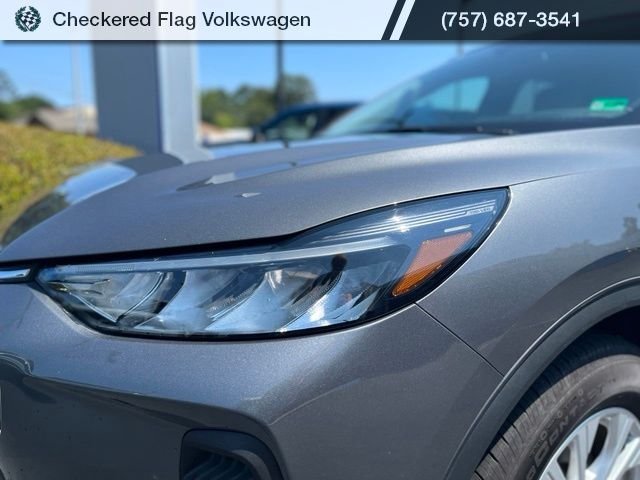 Used 2024 Carbonized Gray Metallic Ford Active image 12