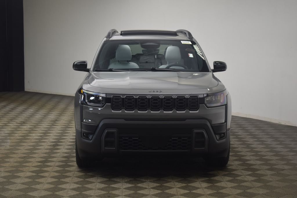 New 2026 Sting-Gray Clear-Coat Exterior Paint Jeep Limited image 2