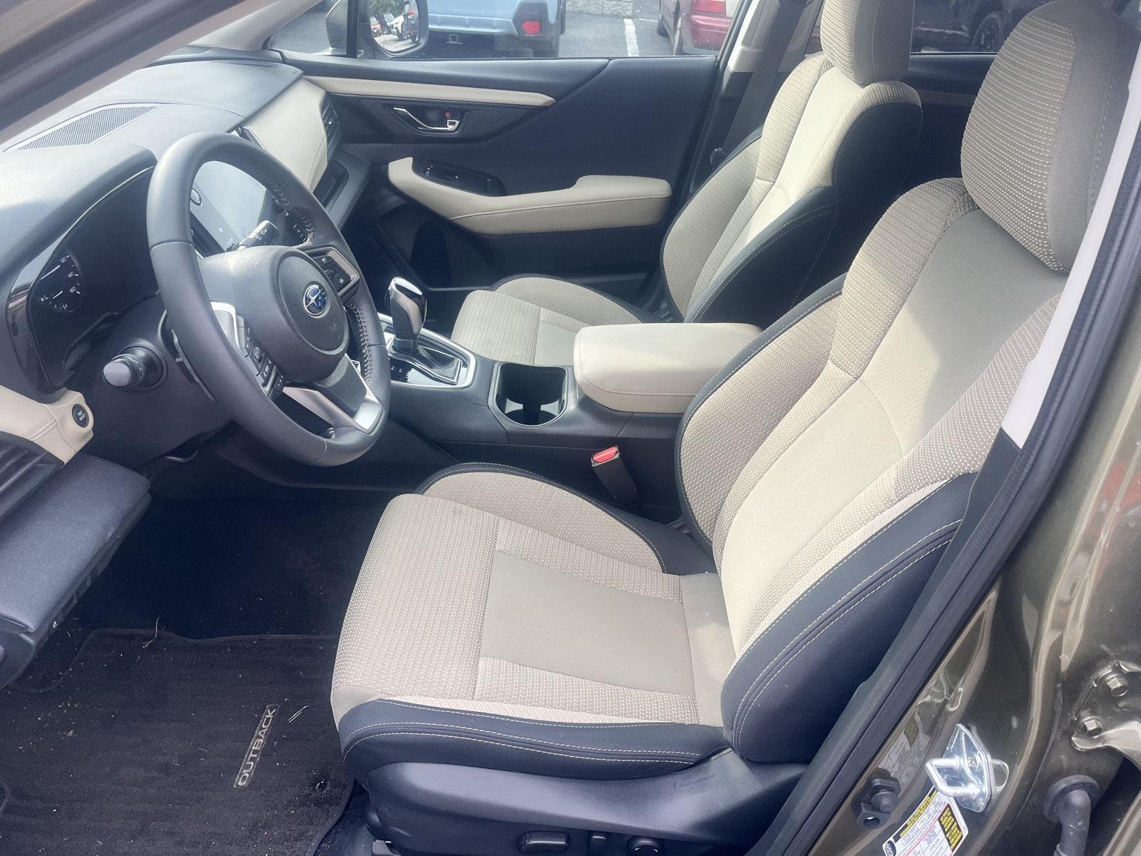 Used 2025 Autumn Green Metallic Subaru Premium image 17