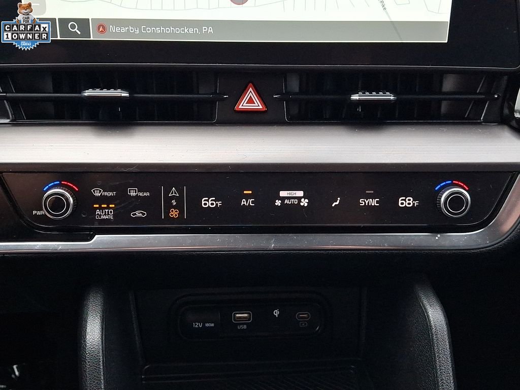 Used 2025 Black Kia EX image 15