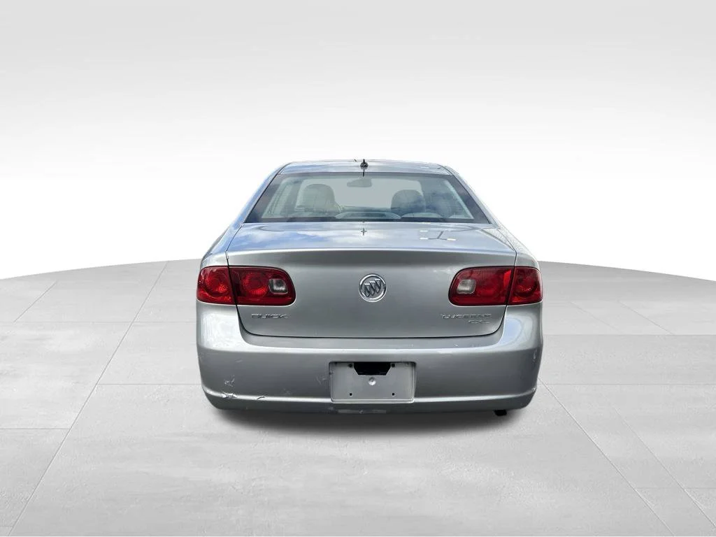 Used 2007 Silver Buick CXL image 4